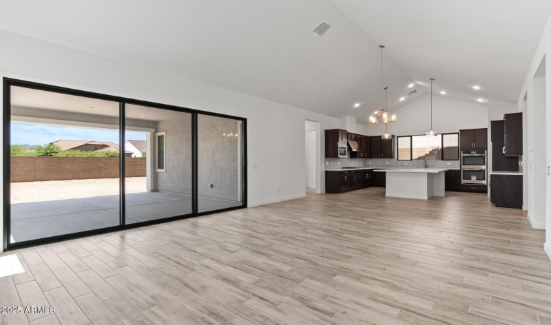 FSVV Lot #22 Great Room (3) (Large)