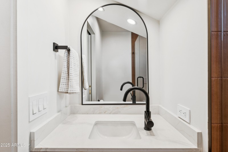 Upstairs primary bathroom