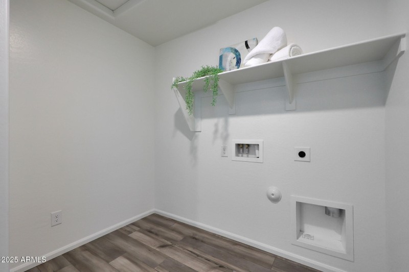 Saguaro Laundry Room