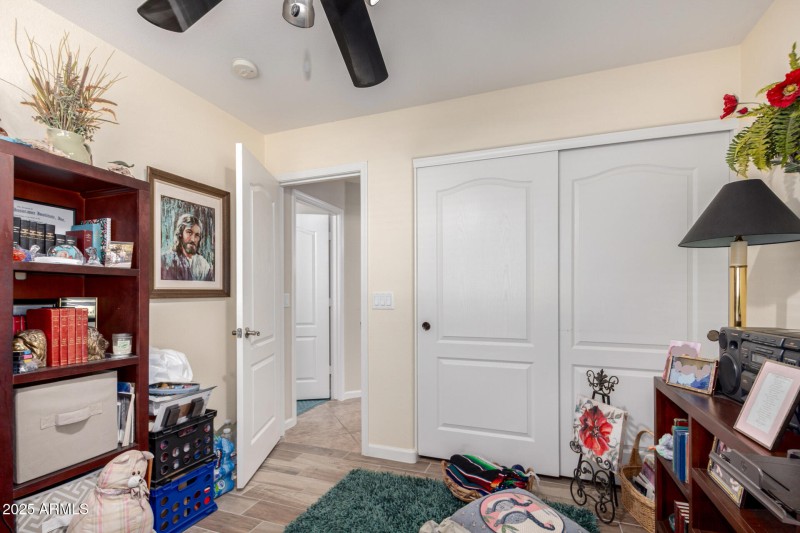 26 Sunland