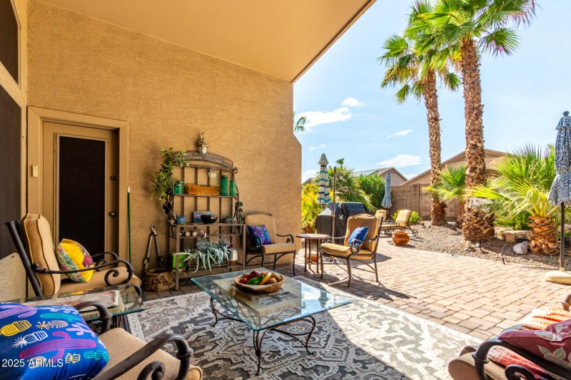 32 Sunland