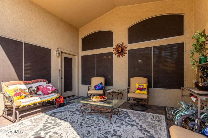 33 Sunland