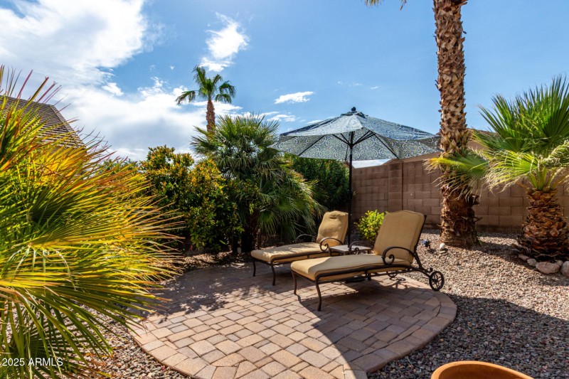 37 Sunland