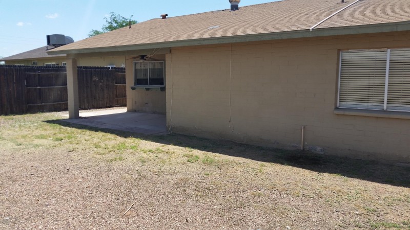 BACK YARD & COVERED PATIO