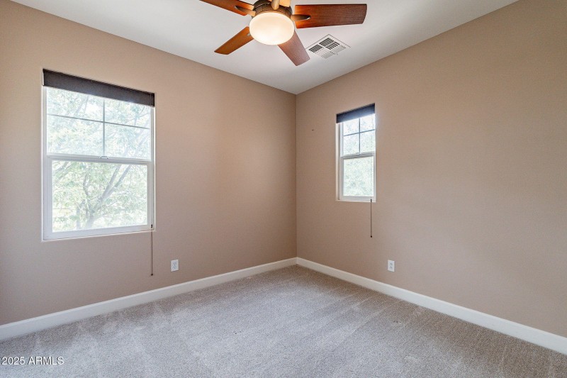 41-web-or-mls-Lakewood-41
