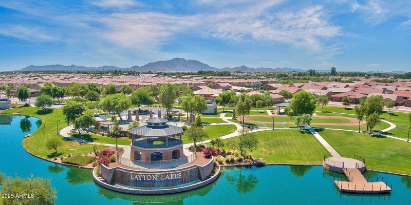 Layton Lakes Community 11