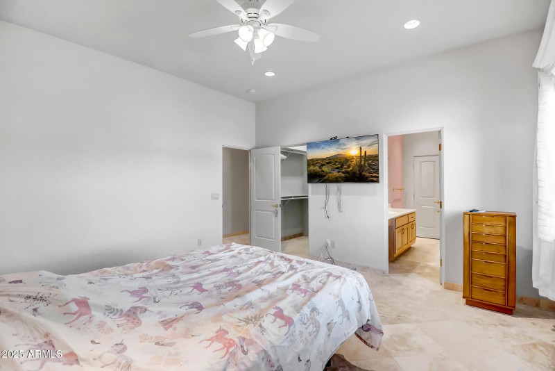 Primary Suite 2