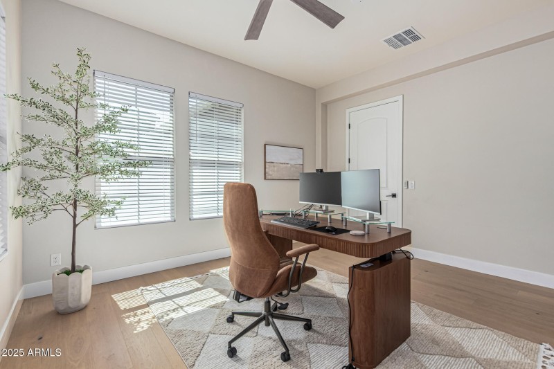 Office or 4th bedroom