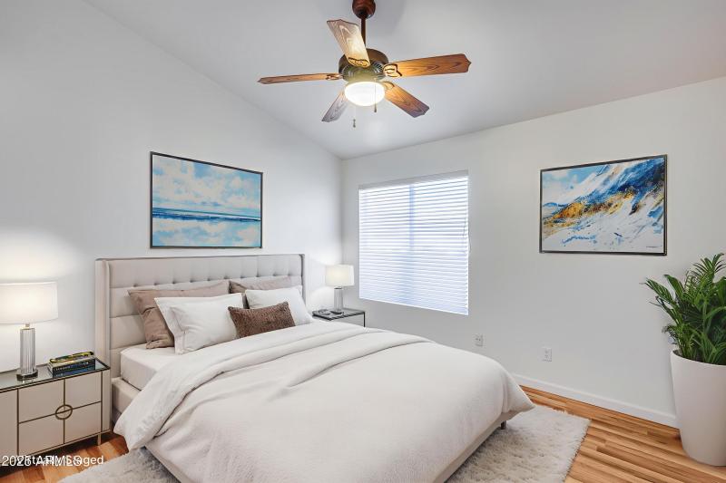 32 - Bedroom - Standard - 1