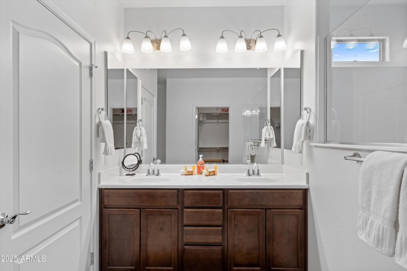 24-Primary Bathroom