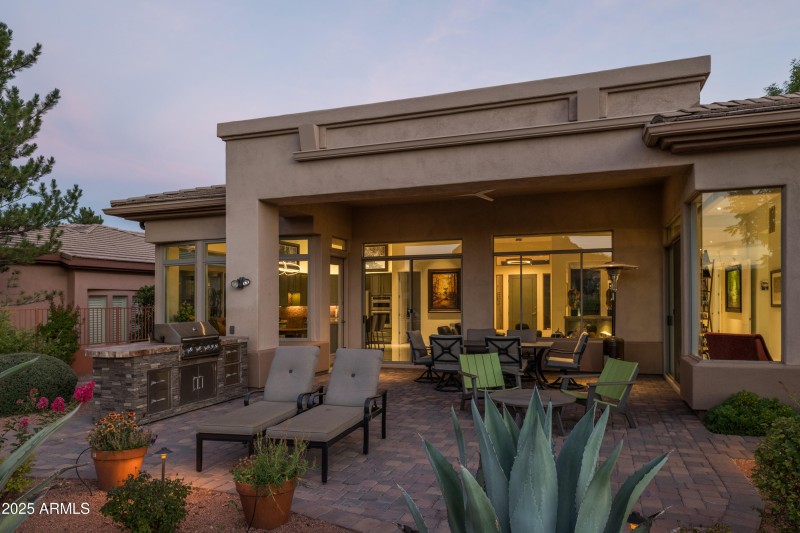 CONTEMPORARY SEDONA ARCHITECTURE
