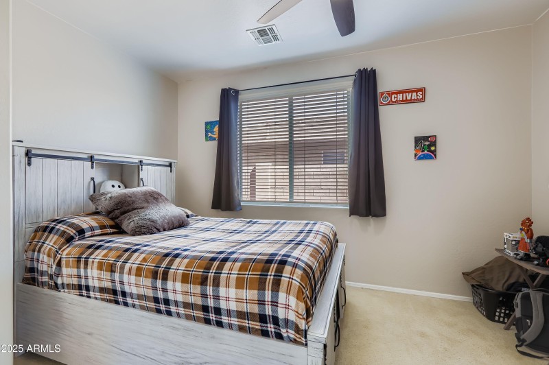 Bedroom - Den