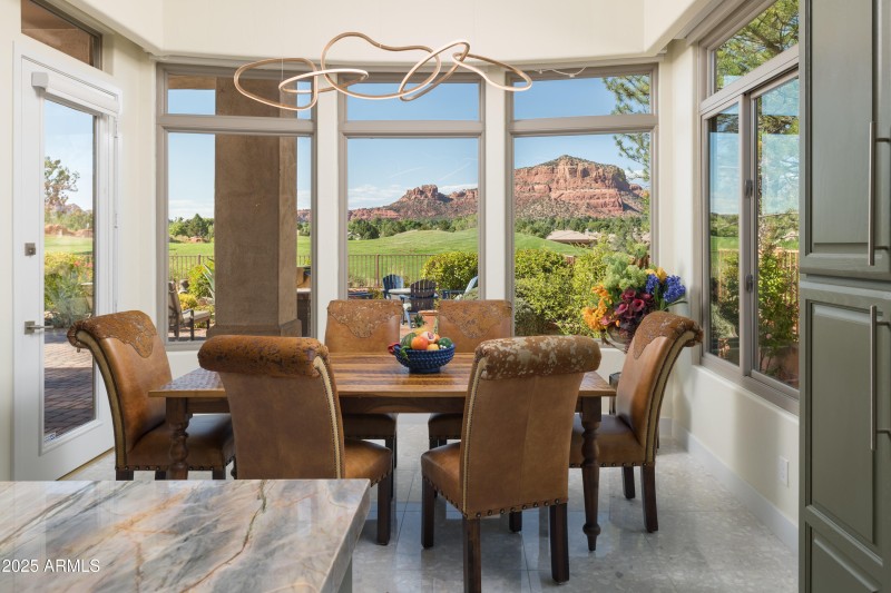 DINING ROOM VIEWS