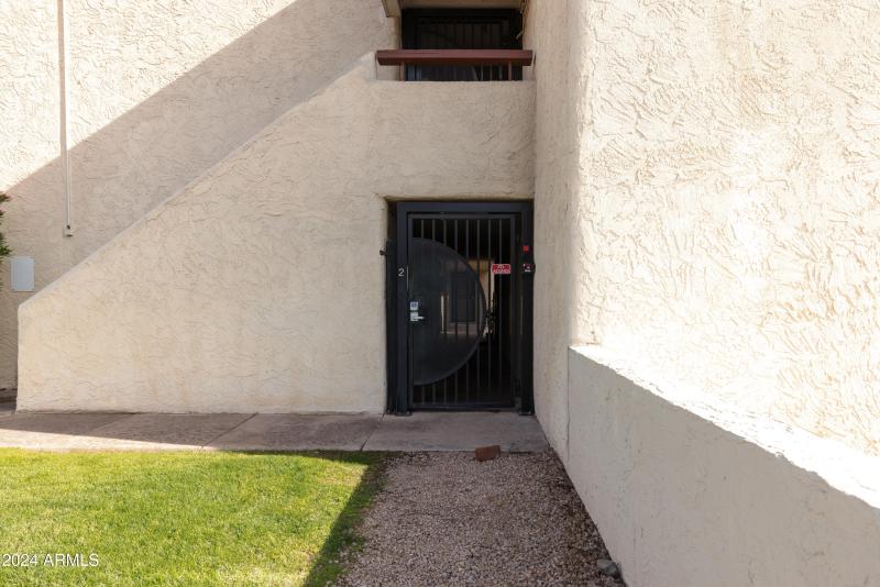 Unit 104 3838 N 32nd_03