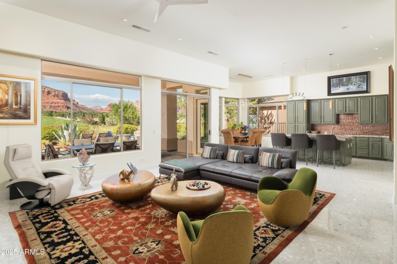 MODERN OPEN FLOOR PLAN