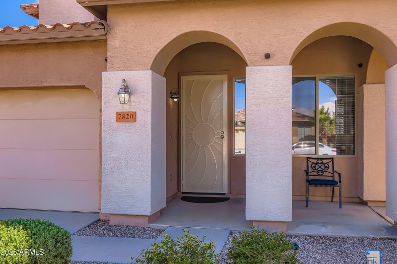 Exterior Front Entry
