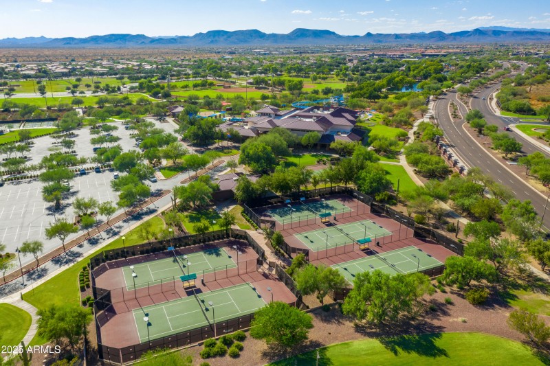 Parkside Comm Ctr Tennis Courts