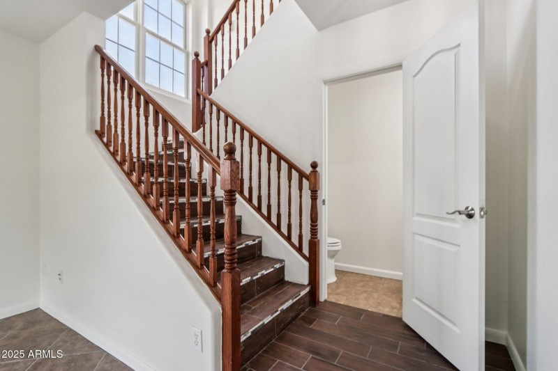 4-web-or-mls-E Waterman St-S2108-005