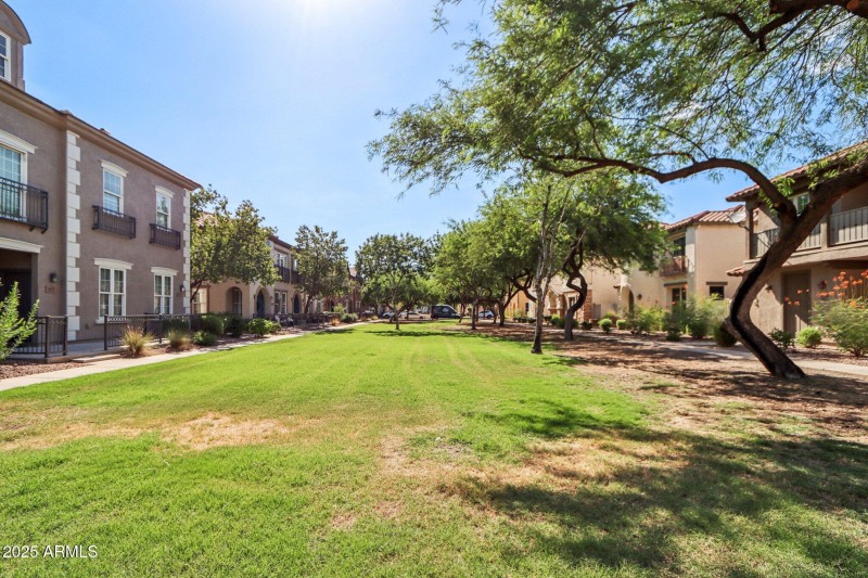 34-web-or-mls-E Waterman St-S2108-033