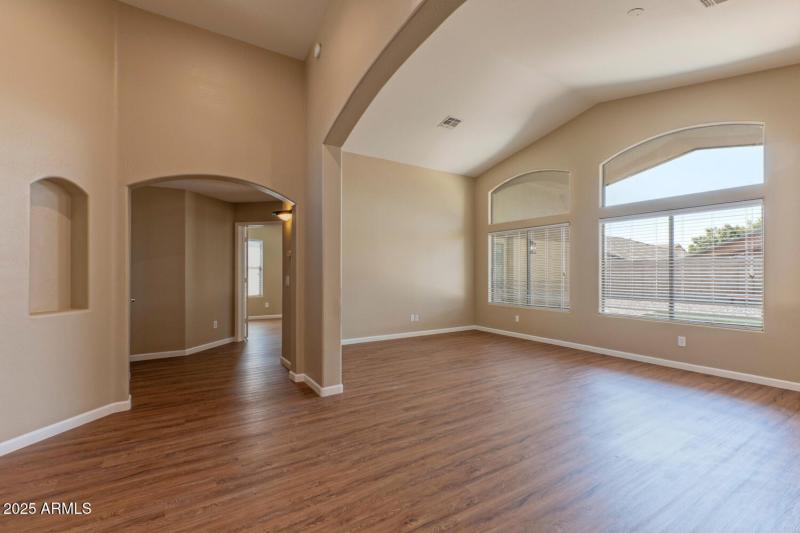 17859 West Eugene Terrace-large-003-010-