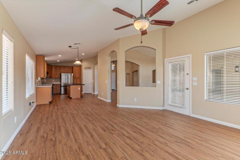 17859 West Eugene Terrace-large-008-012-