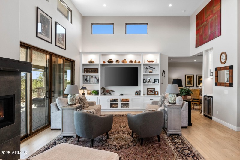 17-Living Room
