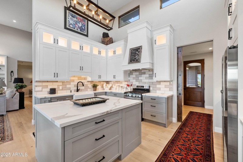 20-Kitchen (2)