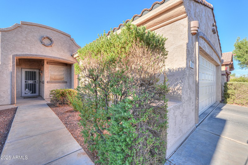 10806 E PERALTA CANYON Dr
