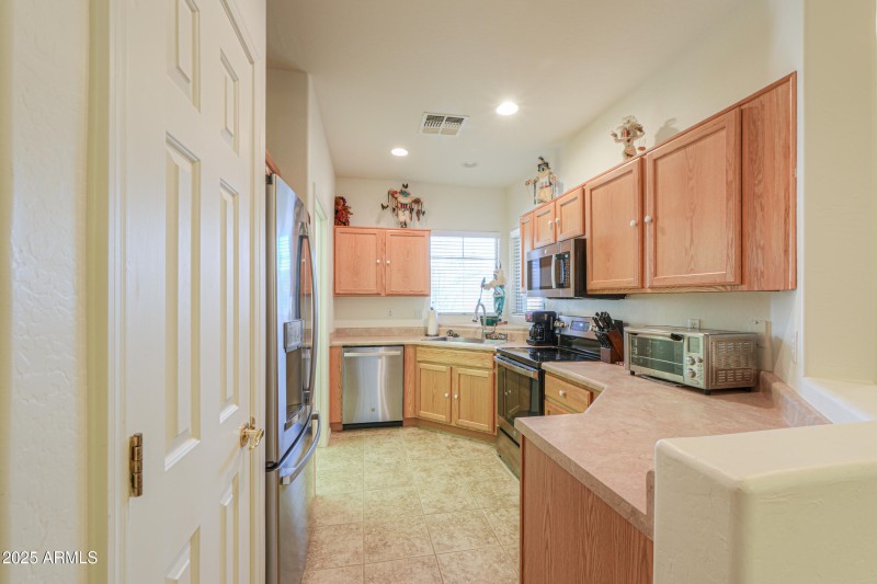 10806 E PERALTA CANYON Dr