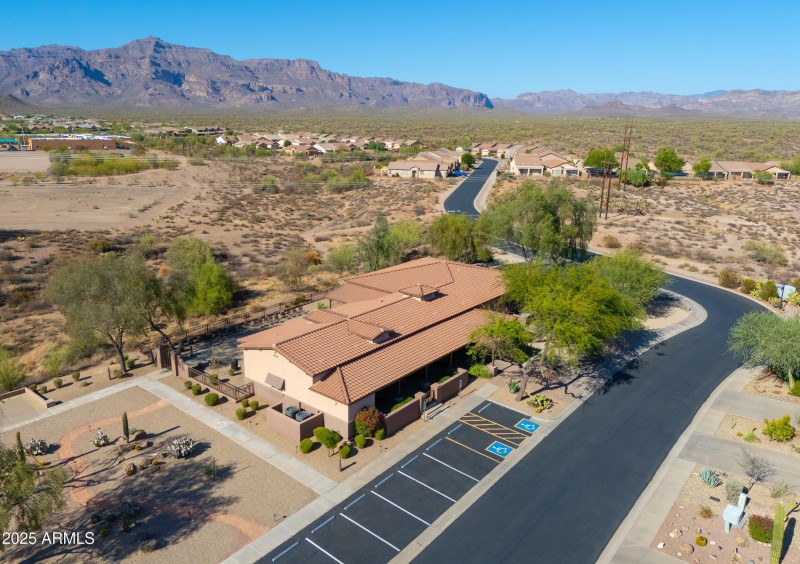 10806 E PERALTA CANYON Dr