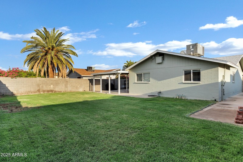 2358 E Caballero St-26