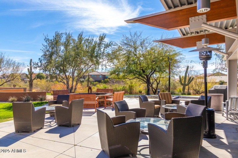 Clubhouse Deck