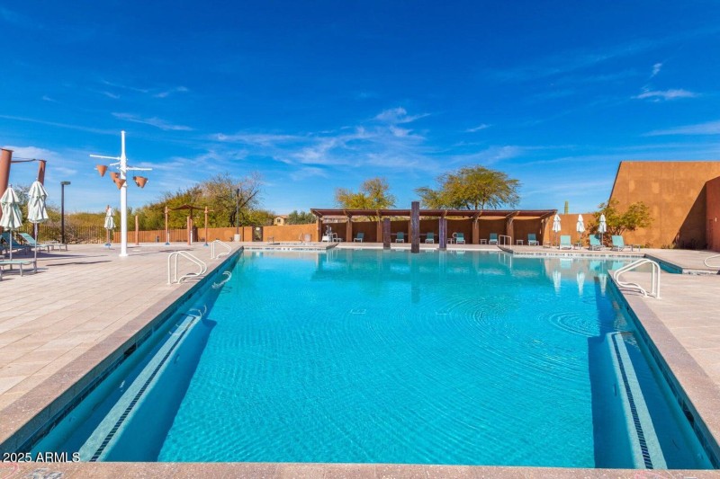 Fountain pool