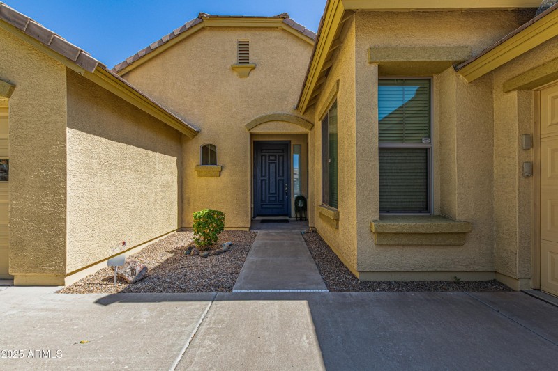 And a welcoming entryway