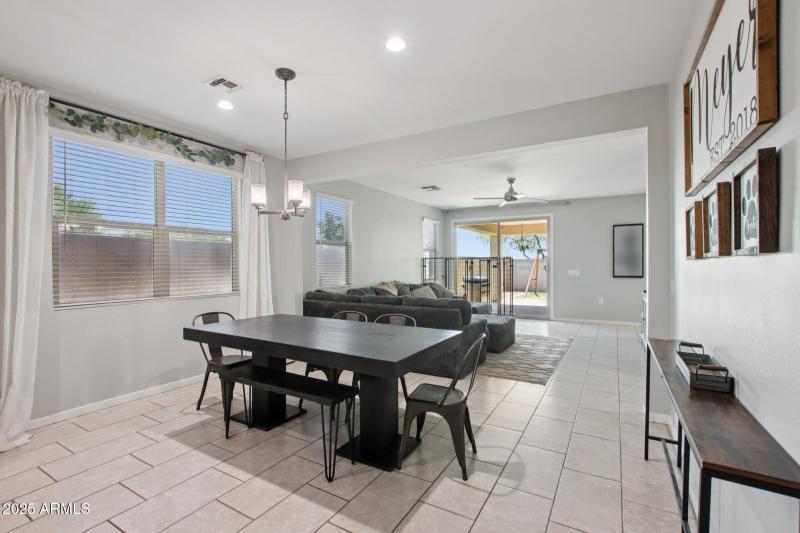 11-web-or-mls-W Tenia Trail-S2108-009