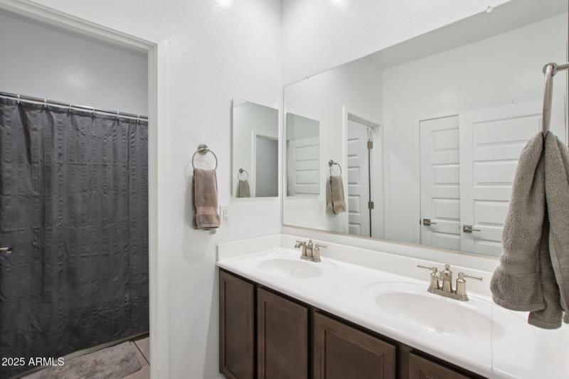 24-web-or-mls-W Tenia Trail-S2108-022