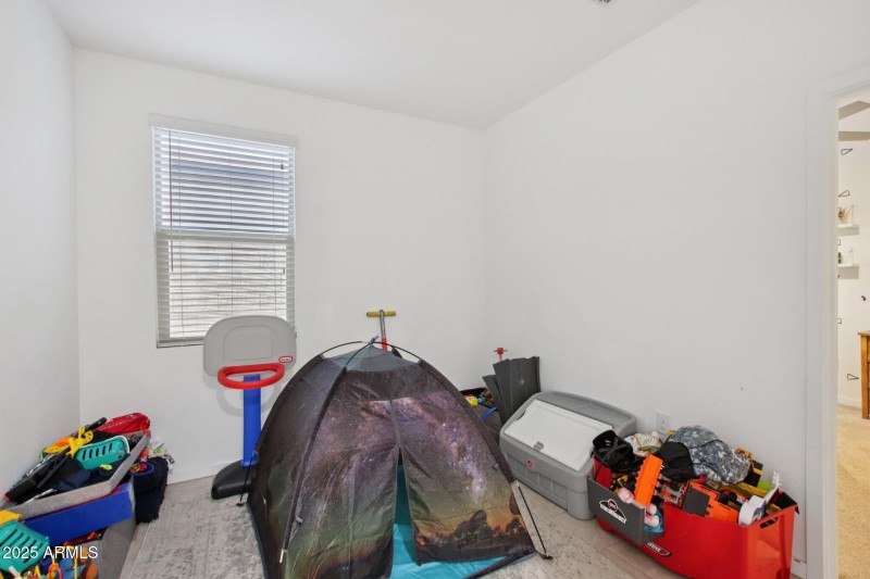 26-web-or-mls-W Tenia Trail-S2108-024