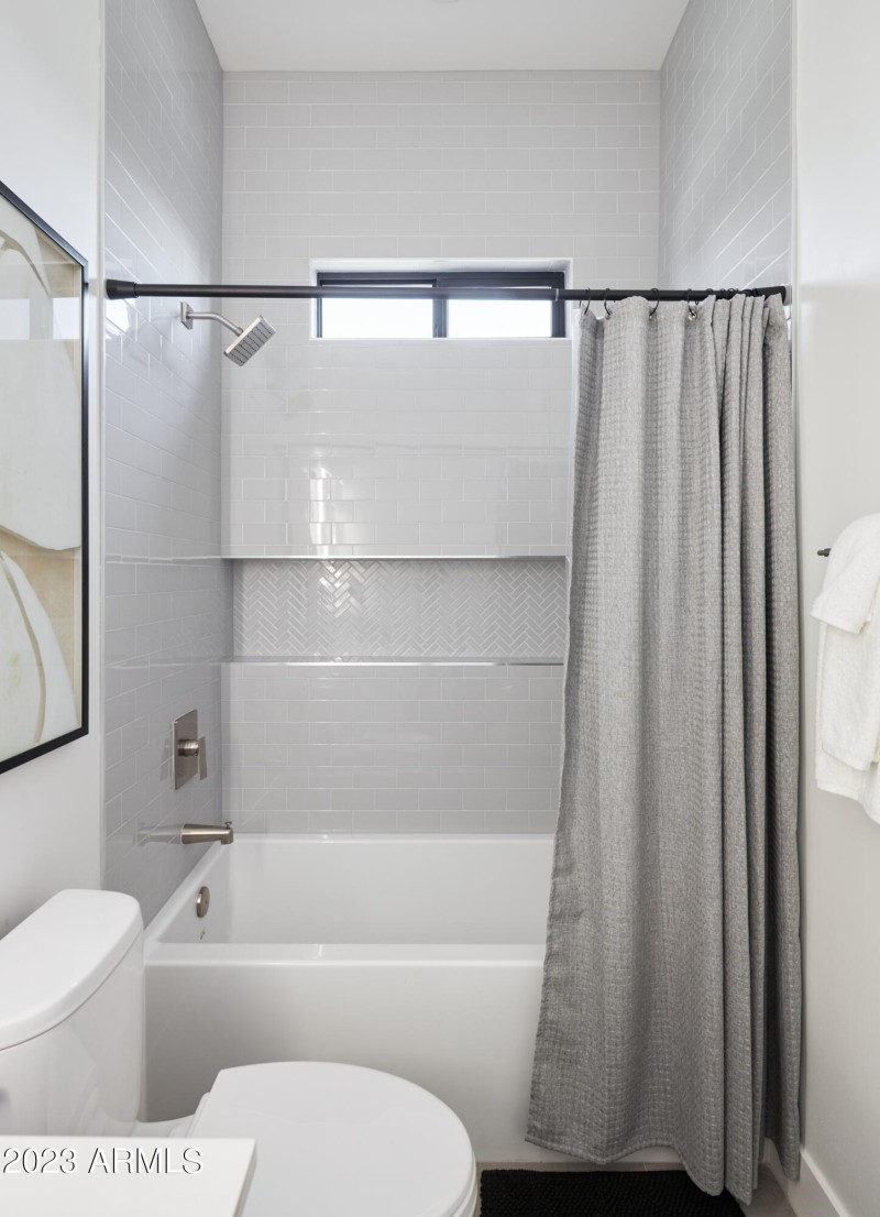 PROPERTYIMAGECO_13625N88thPl_WEB_32