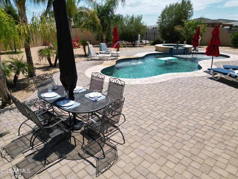 Outdoor Dining Area
