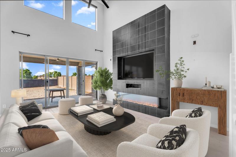 008_9-web-or-mls-coles-6_1_293