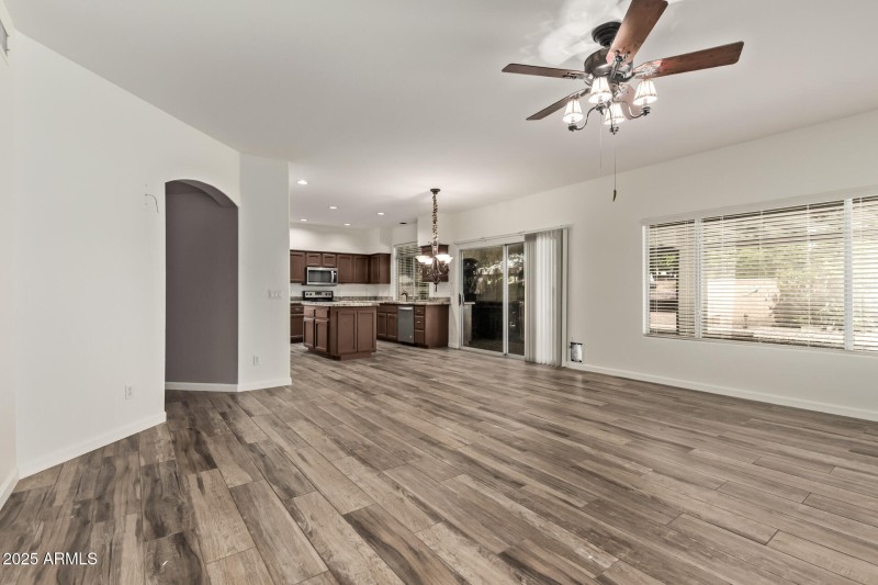 OPEN FLOOR PLAN