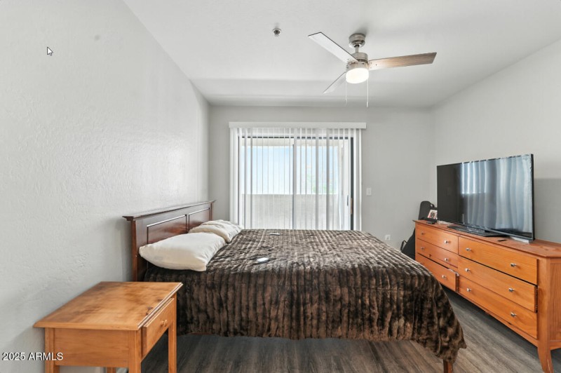 3301 E Earl Dr. Unit 107-09