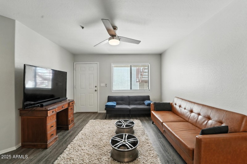 3301 E Earl Dr. Unit 107-06