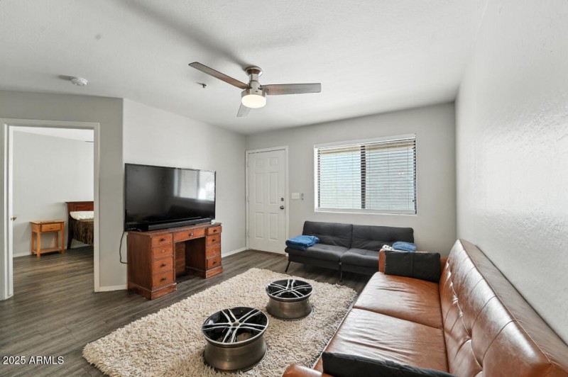 3301 E Earl Dr. Unit 107-05