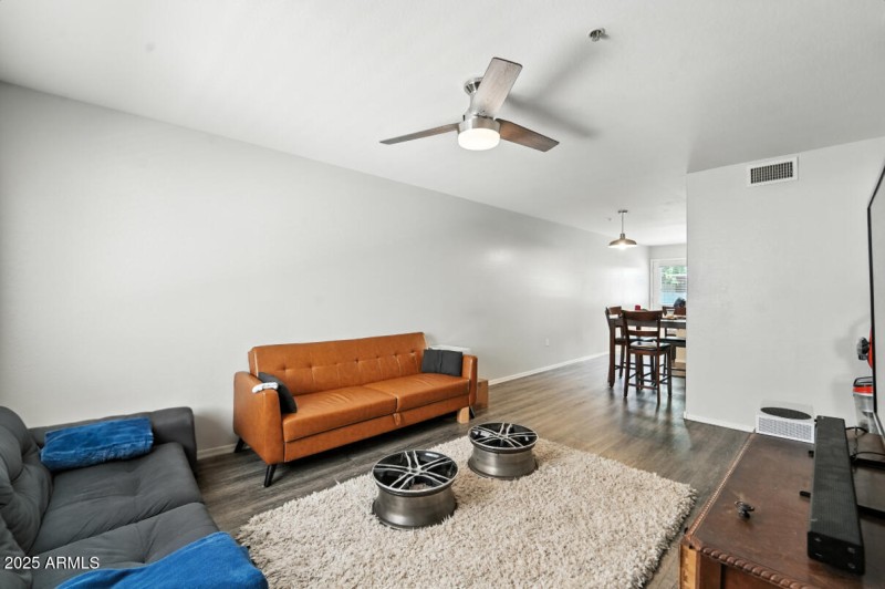 3301 E Earl Dr. Unit 107-04