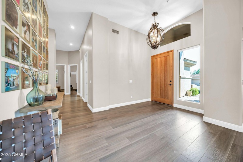 8282 E Tailspin Ln-9