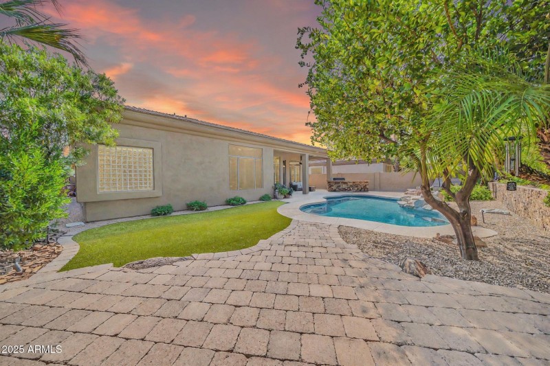 8282 E Tailspin Ln VT 5
