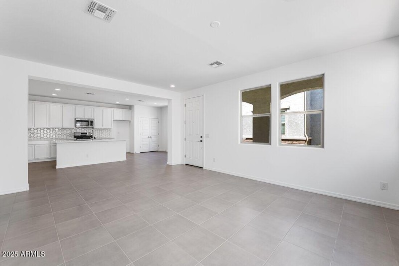 14604 W Sand Hills Road - Ready Now