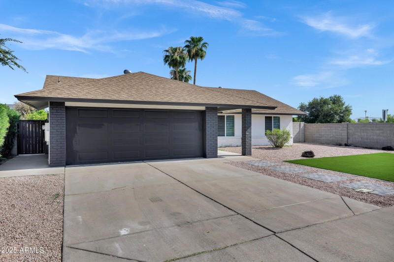 3164 E Carmel Cir-3