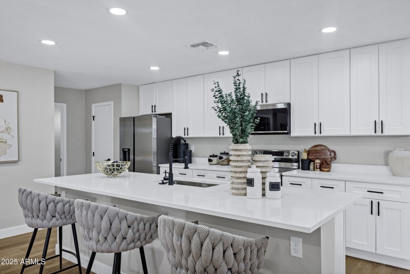 3164 E Carmel Cir-15